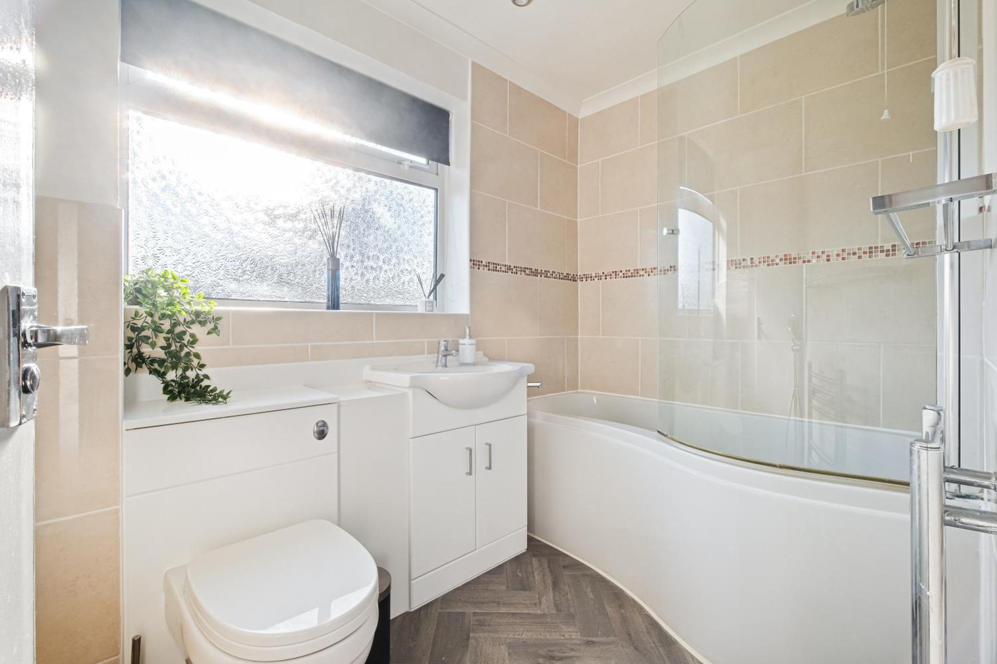Comfy And Freshly Redecorated Home By Our Home Short Stays Close To Town Centre With Free Parking Bedford Extérieur photo